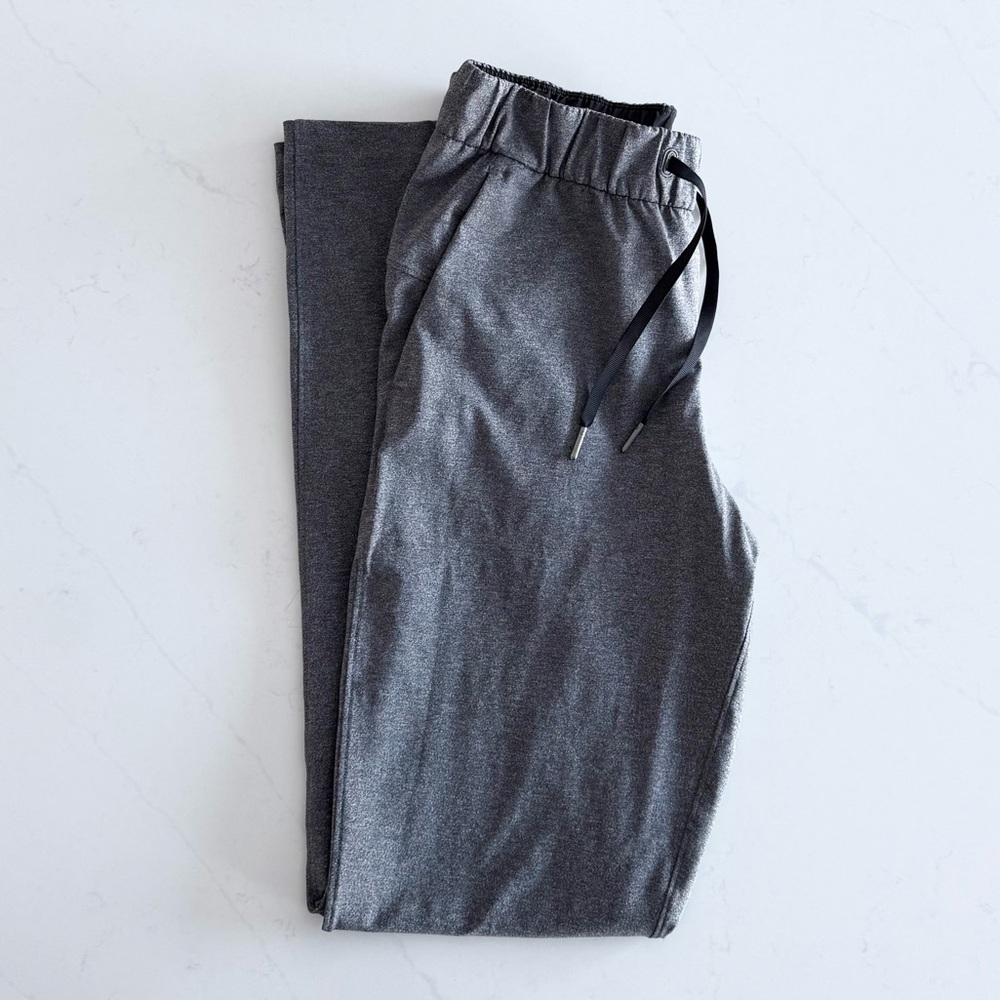 lululemon on the fly 33โ